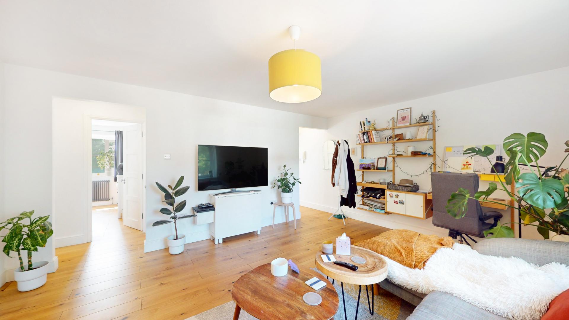 Modern Apartment Hawarden Hill, Dollis Hill